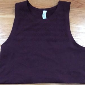 New Lululemon cropped Reveal top.